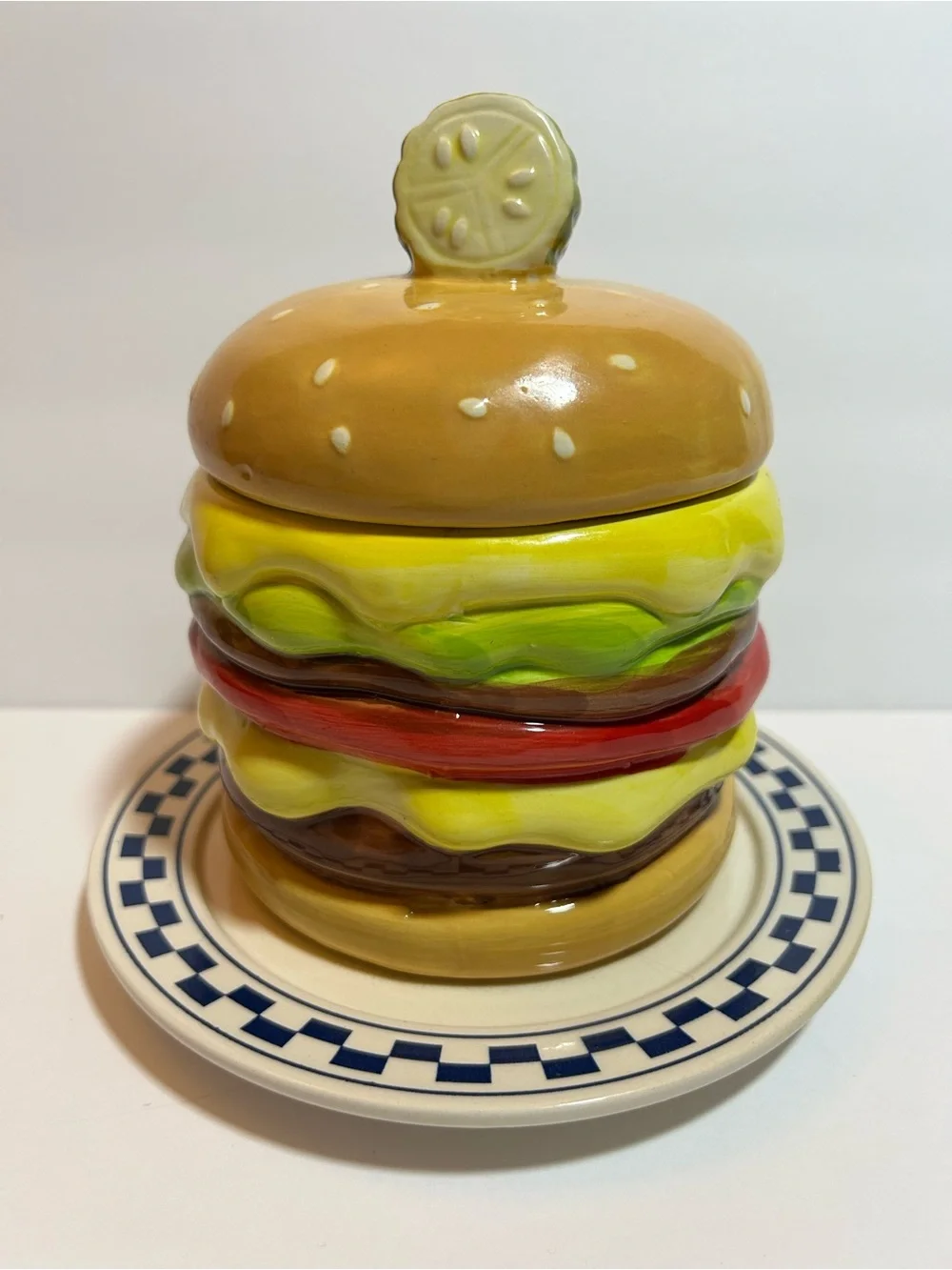 Luna & Sage charming cheeseburger